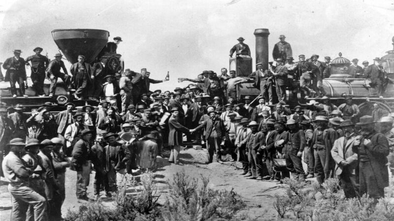 File:GoldenSpike2.jpg
