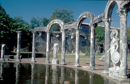 Hadrian's Vila